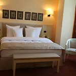 Paradis 4*