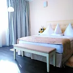 Paradis Hotel 4*
