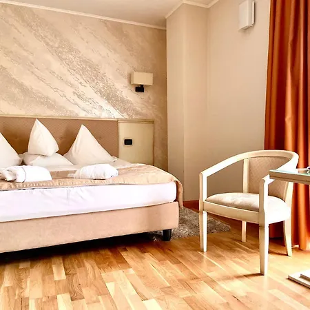 Paradis 4* Kluż-Napoka