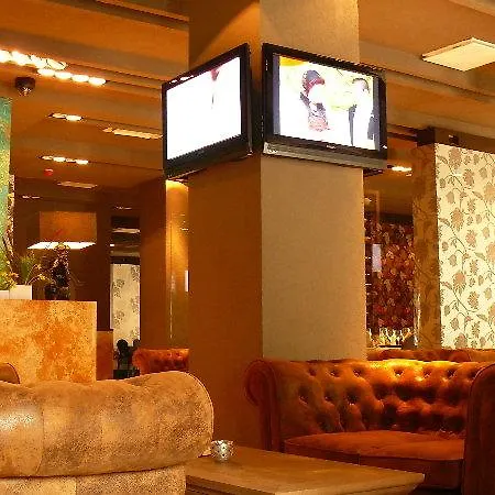 Hotel Paradis 4*
